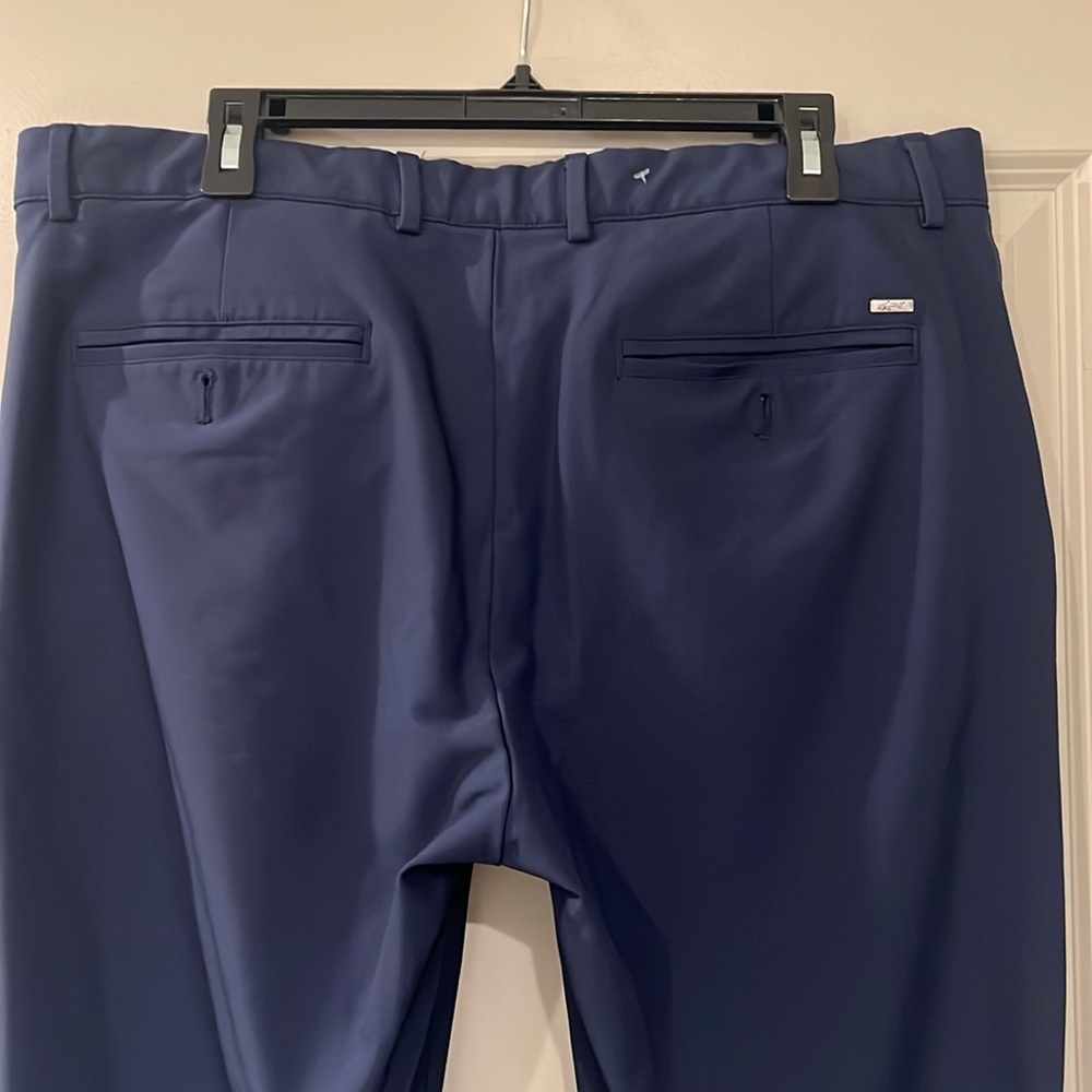 NEW without tags Greg Norman Golf Pants 36x30 navy blue